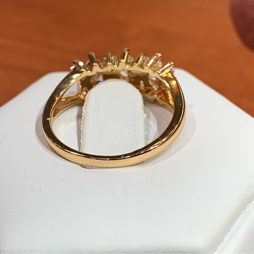 18k yellow gold-plated on base metal Marquise Cut Gemstone ring size 8 - Picture 10 of 10